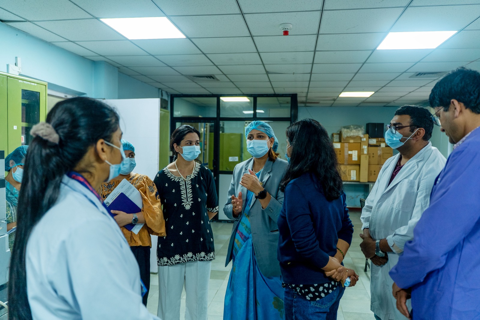 औषधी अभाव तत्काल हटाउन र कम्पनीहरूको नियमन गर्न स्वास्थ्य मन्त्रीको निर्देशन